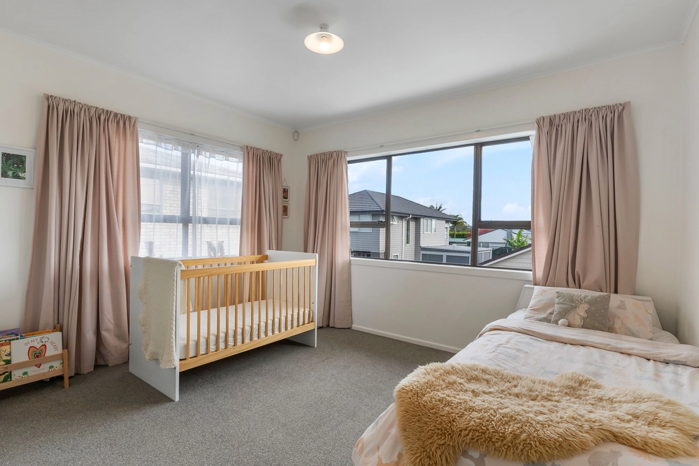 Photos of 720 Te Atatu Road