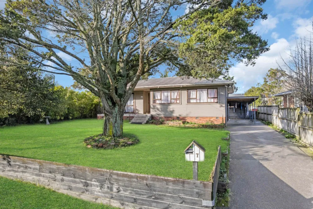 Photos of 7 Brough Road