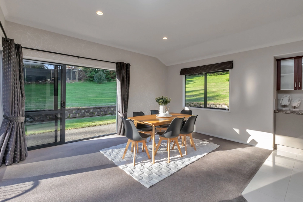 Photos of 43 Roydon Drive