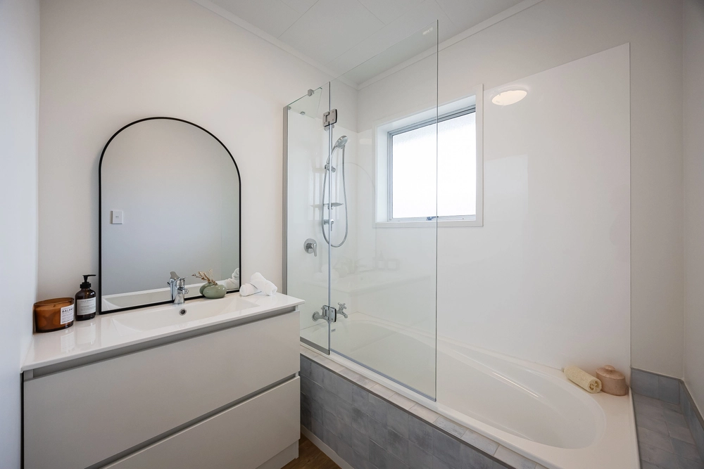 Photos of 83 Centreway Road