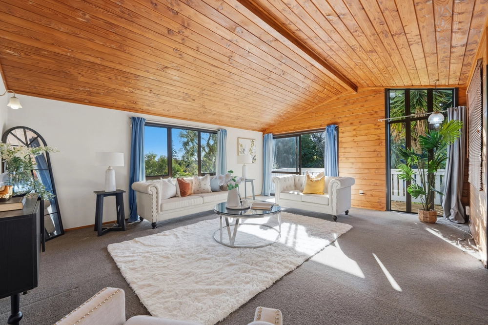 Photos of 15 Baird Street