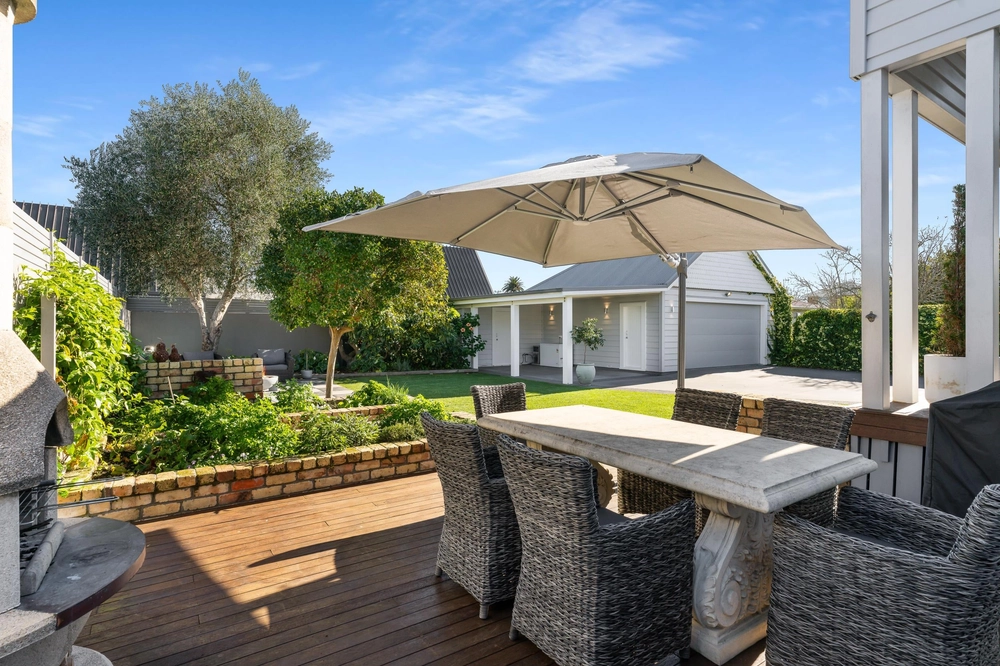 Photos of 107 Rolleston Street