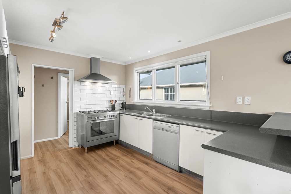 Photos of 105 Kennedys Bush Road