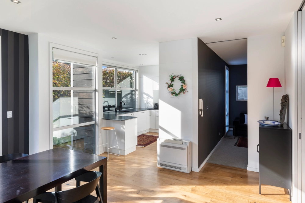 Photos of 80 Winchester Street