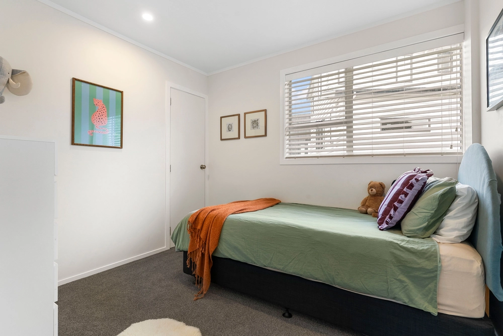 Photos of 4 Lyndhurst Street