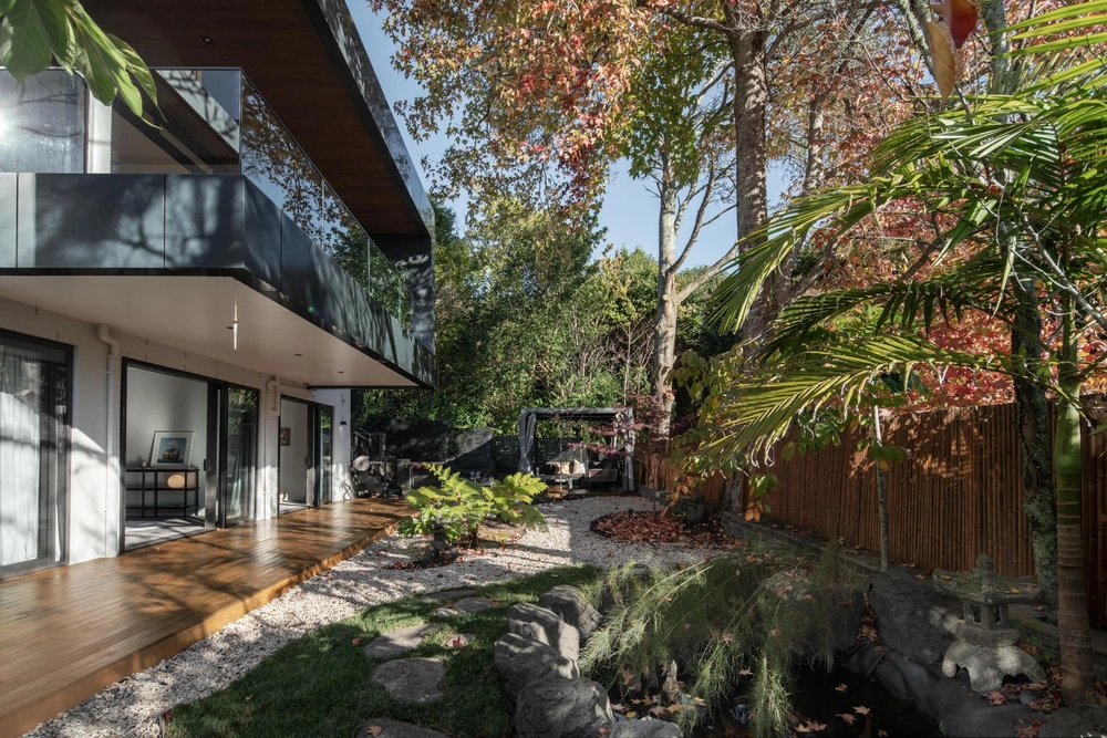 Photos of 20B Orakei Road