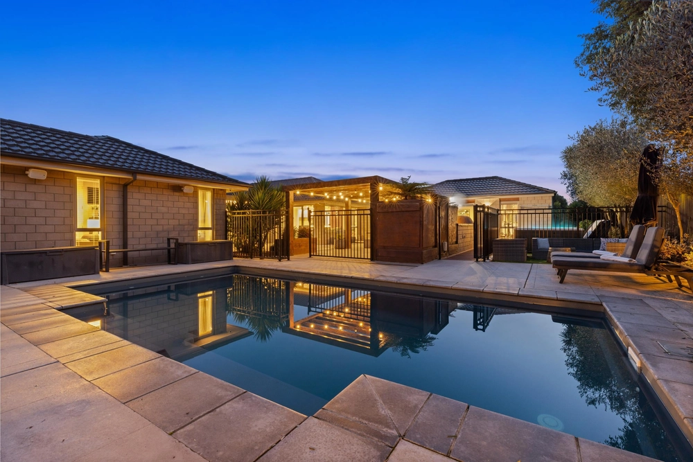 Photos of 41 Sheridan Drive