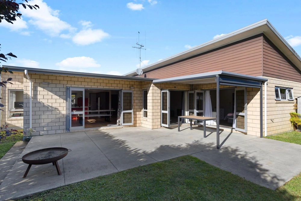 Photos of 18 Milbrook Place
