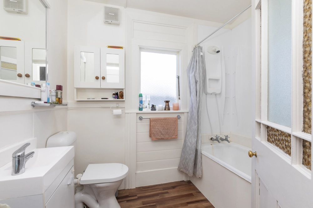 Photos of 507 Worcester Street