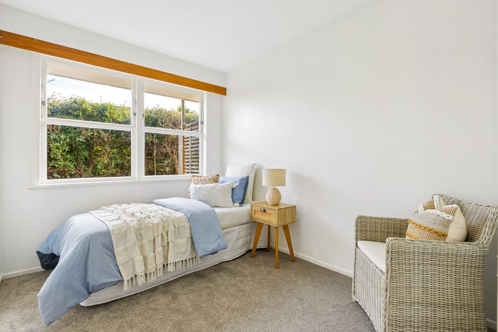 Photos of 69A Howe Street