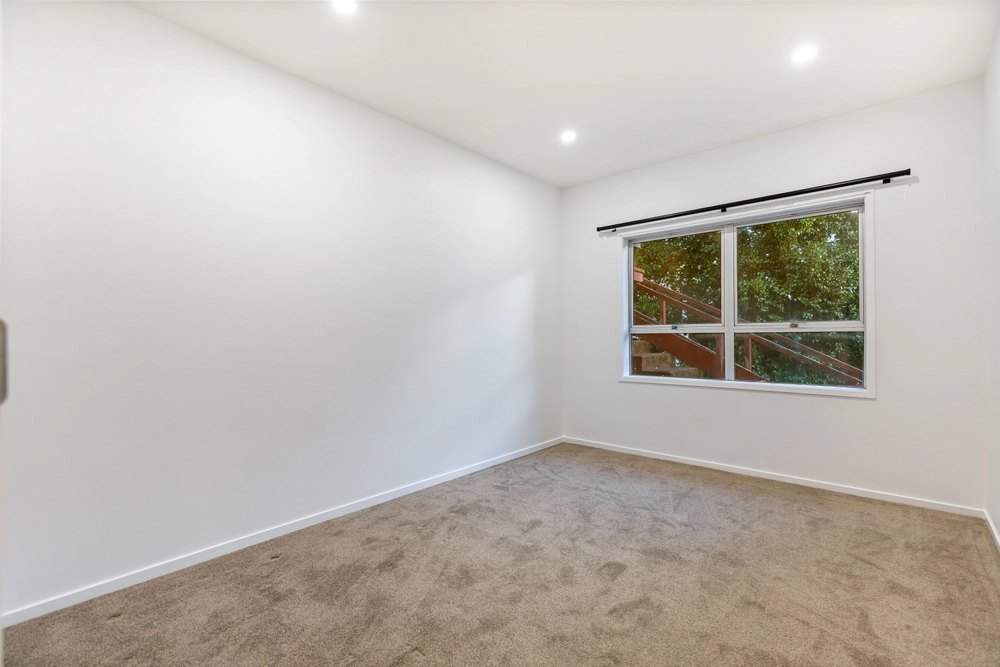 Photos of 273A Royal Road