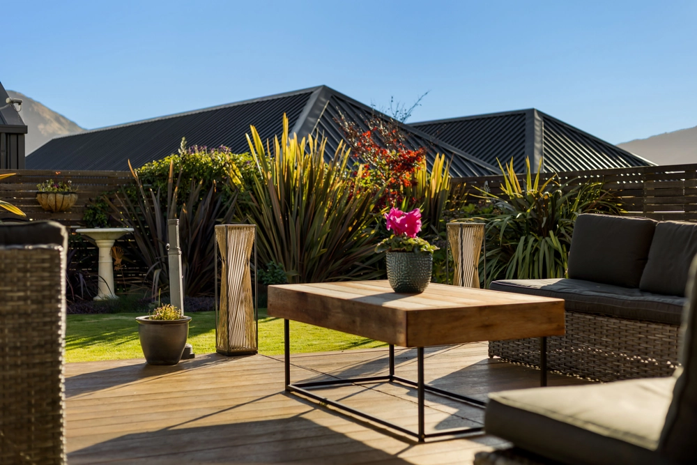 Photos of 15 Landsborough Lane