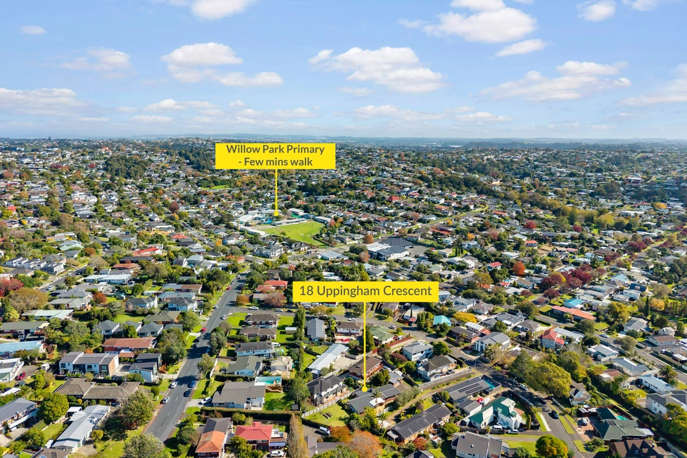 Photos of 18 Uppingham Crescent