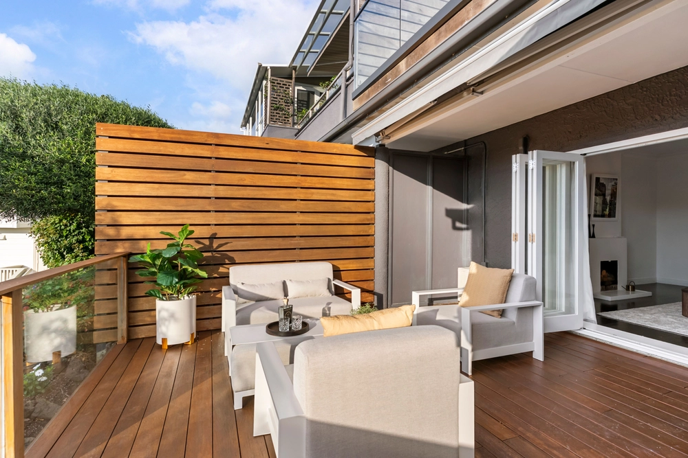 Photos of 2/10 St Georges Bay Road