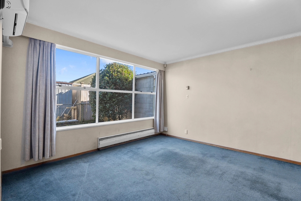 Photos of 2/150 St George Street