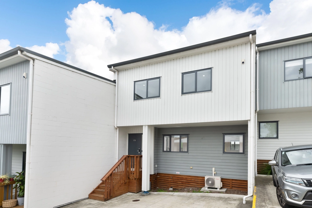 Photos of 17B Seymour Road