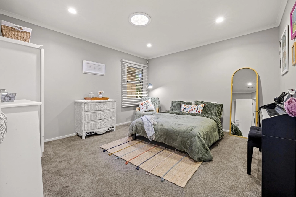 Photos of 46 Glen Ida Way