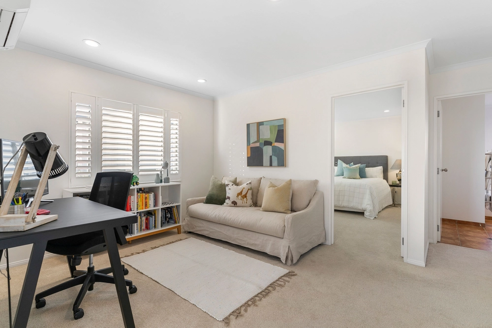 Photos of 12A Appleyard Crescent