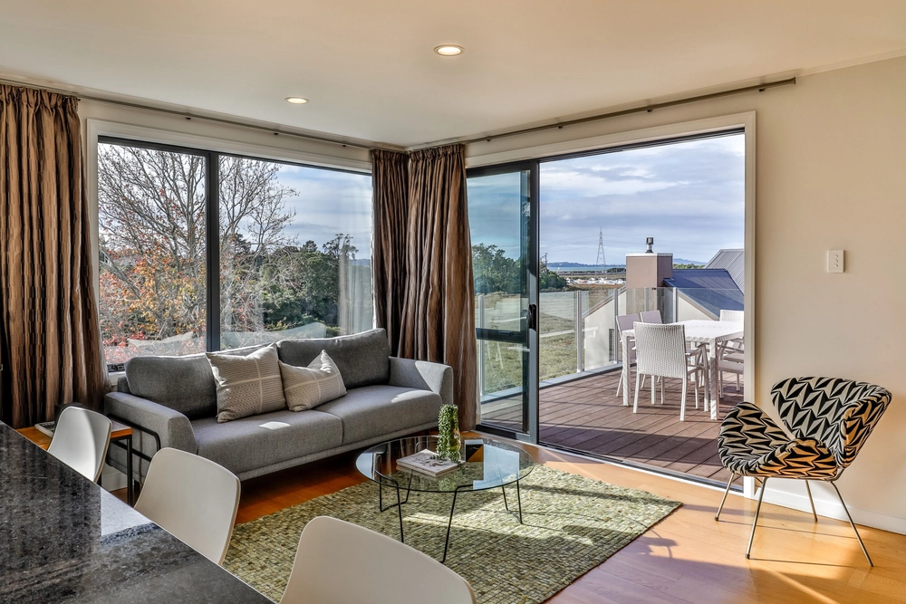 Photos of 88 Tiroroa Avenue