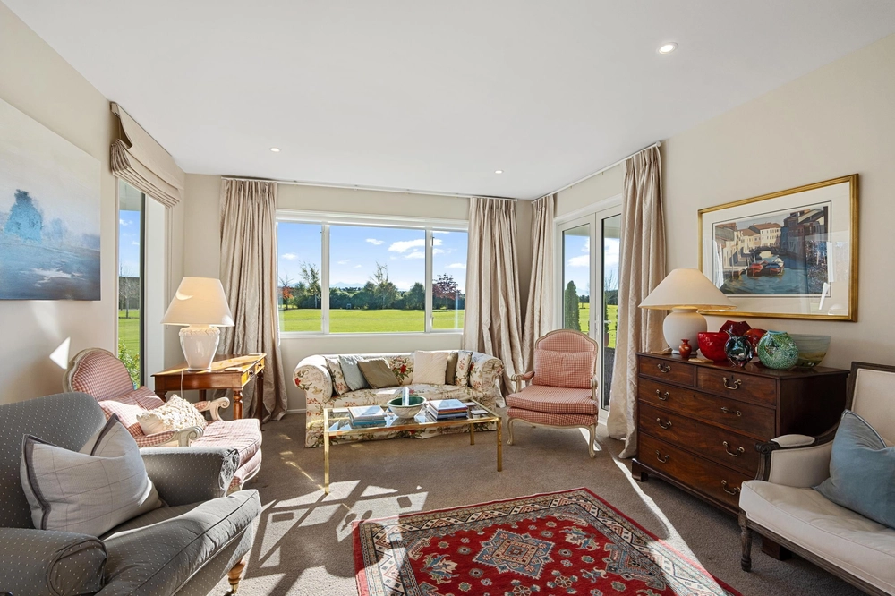 Photos of 695 McLaughlins Road
