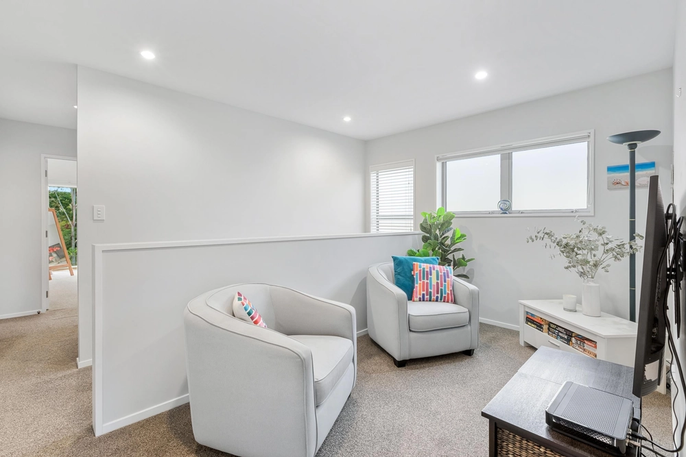 Photos of 337 Millwater Parkway