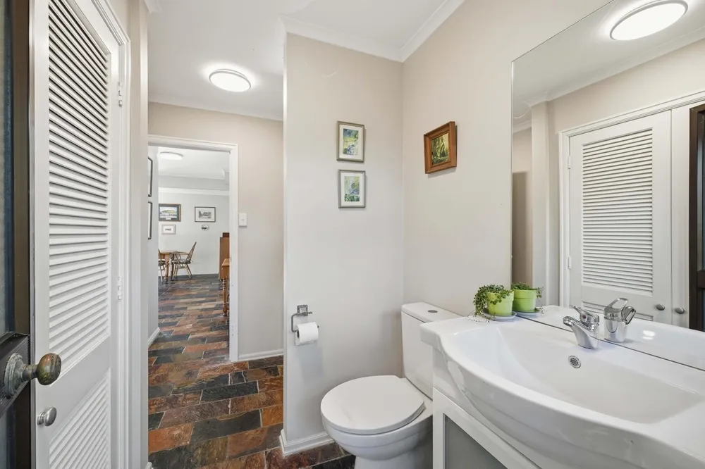 Photos of 2/32 Albert Road