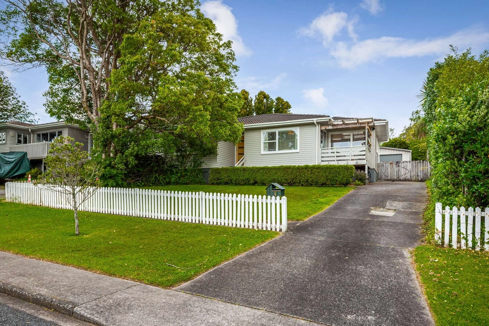 Photos of 4 brunner road