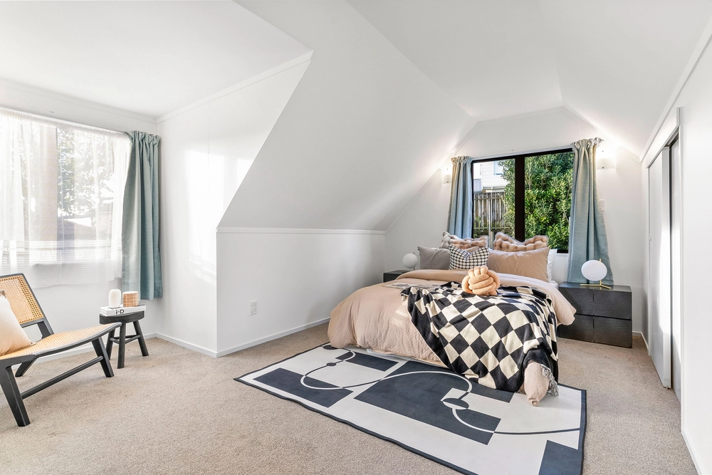 Photos of 5 Newport Place