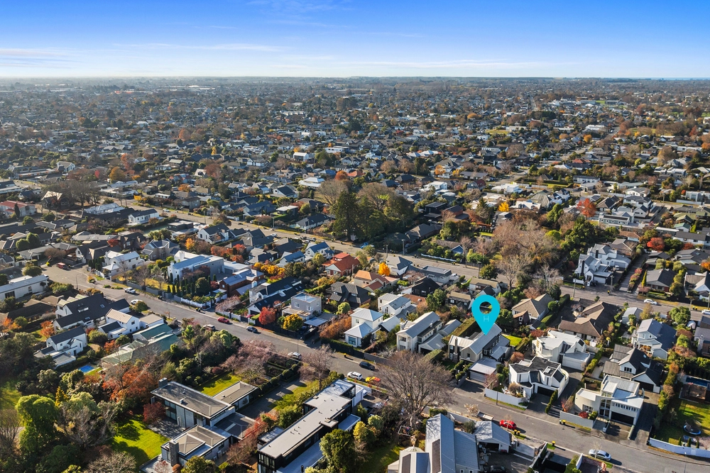 Photos of 20 Thornycroft Street