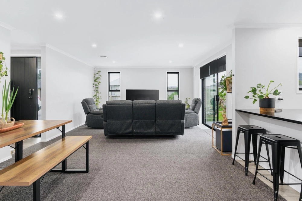 Photos of 1 Tupaea Place