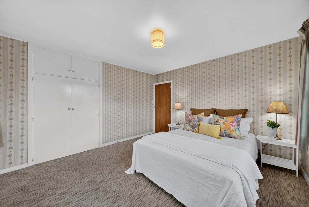 Photos of 70 Toorak Avenue