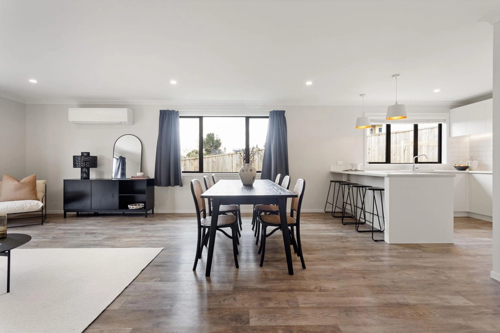 Photos of 52B Rolleston Street