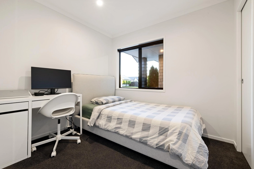 Photos of 23 Kingdon Street