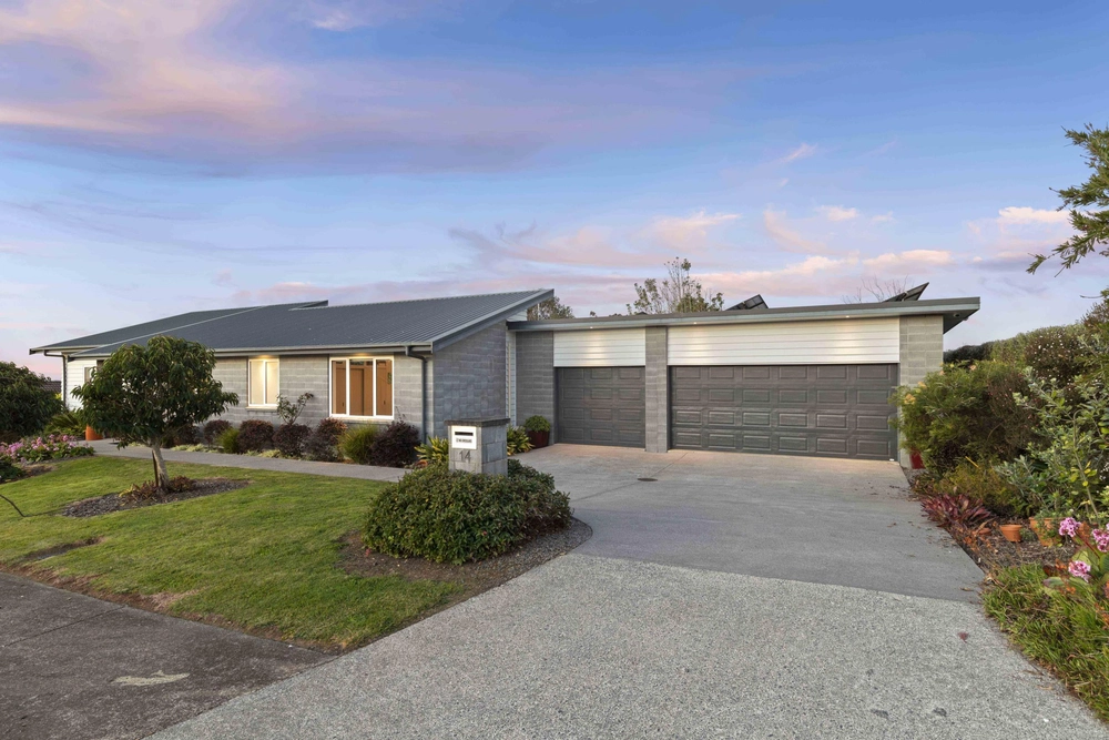 Photos of 14 Stonedale Drive