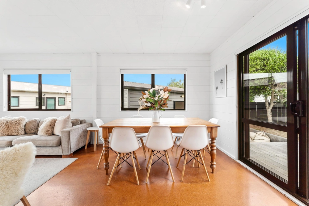 Photos of 22 Thistle Terrace