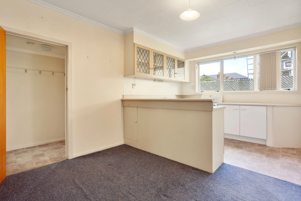 Photos of 32 Burlington Street