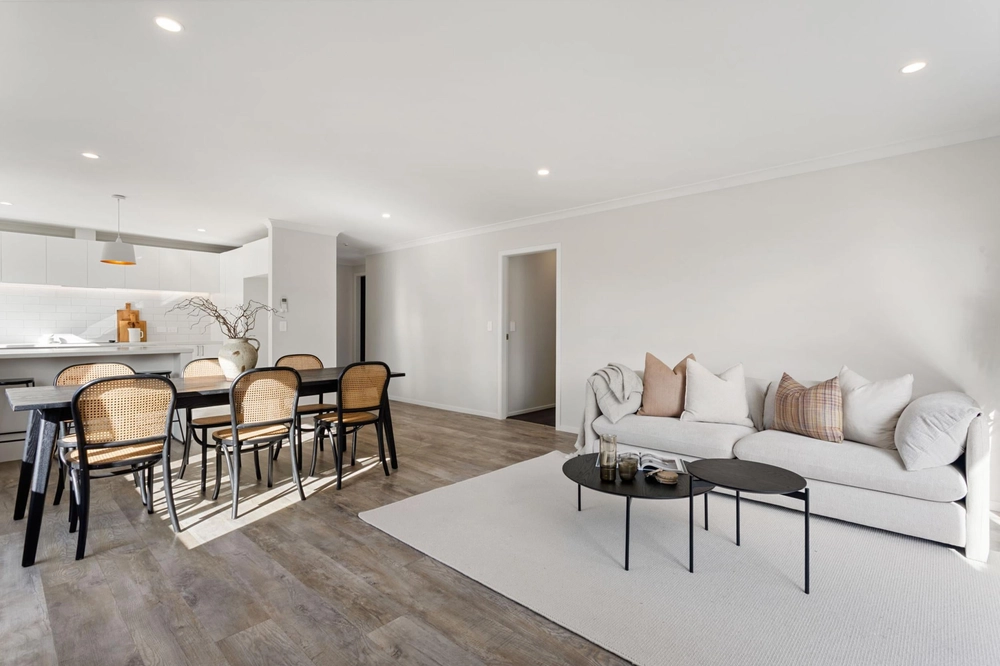 Photos of 52B Rolleston Street