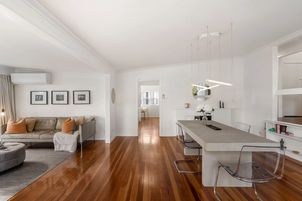 Photos of 1/289 St Heliers Bay Road