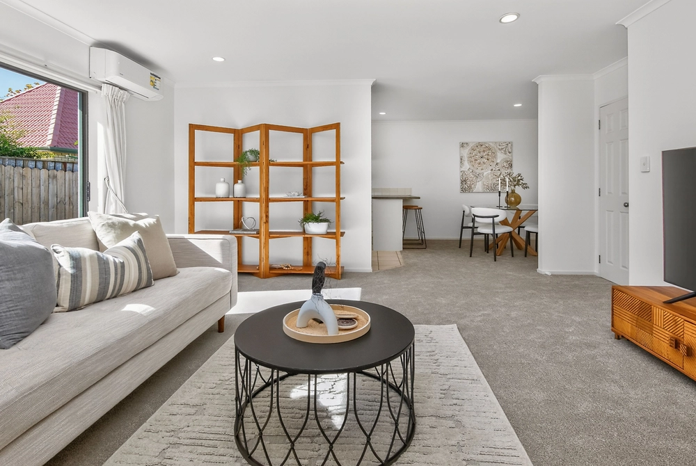 Photos of 6 Nier Place