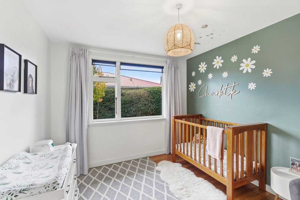 Photos of 72 Merrin Street