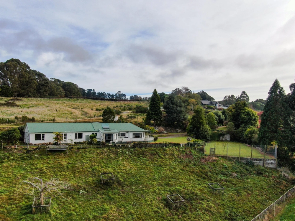 Photos of 65 Te Moenga Park