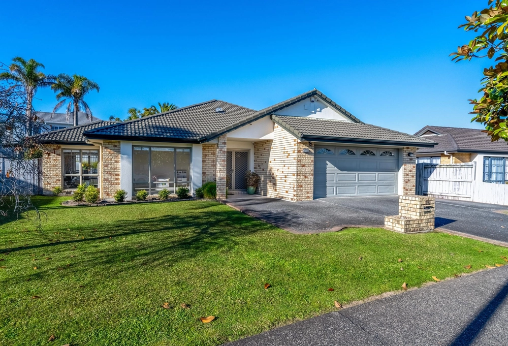 Photos of 218 Kilkenny Drive