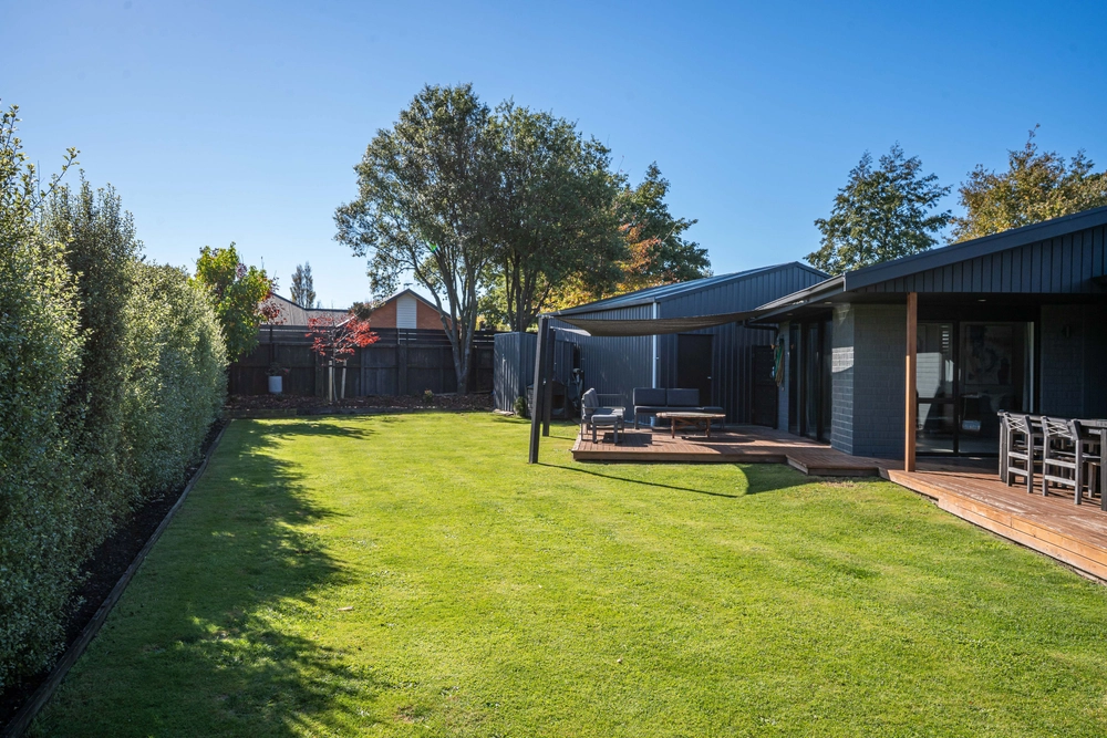Photos of 586 Trents Road