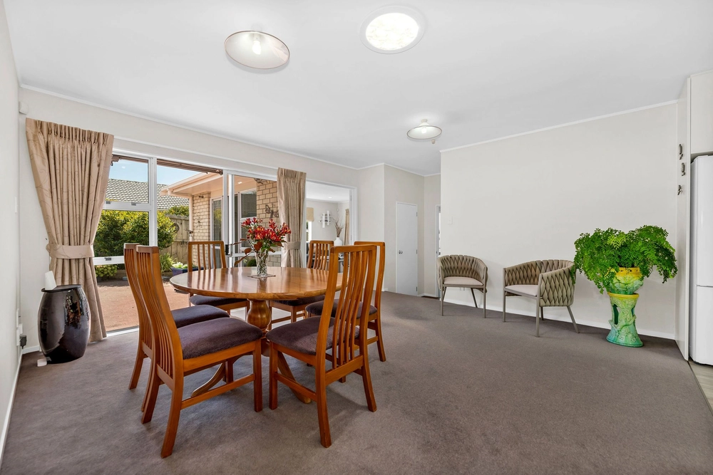 Photos of 47 Nicholas Road