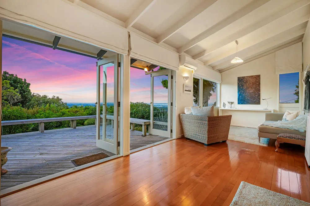 Photos of 858 West Coast Road
