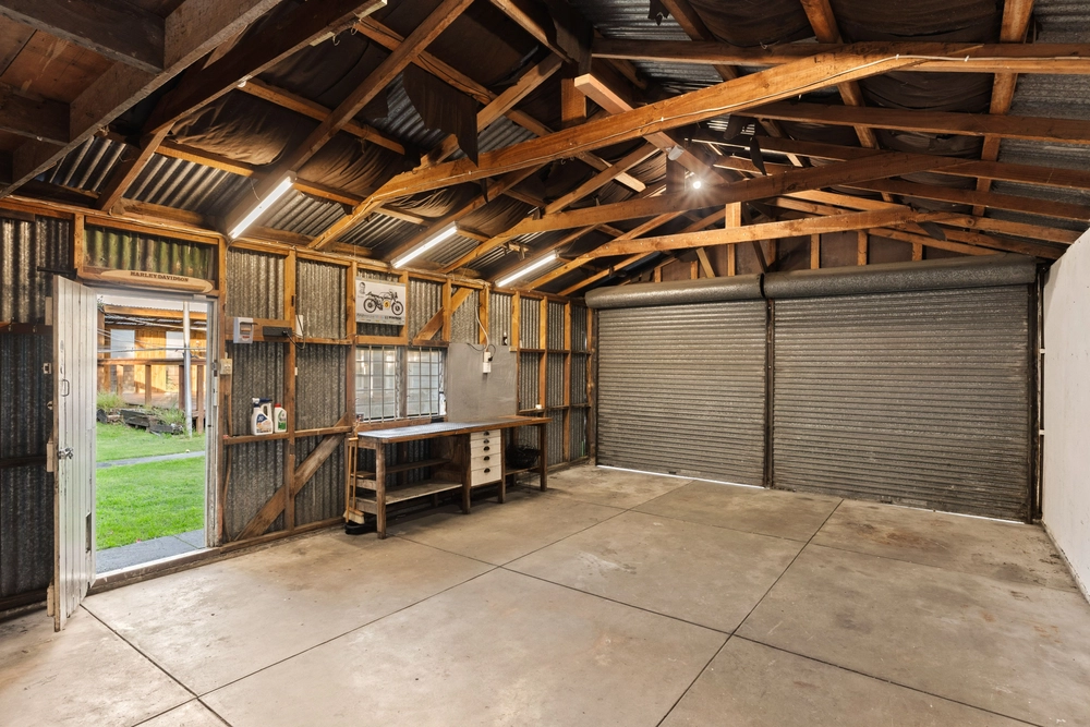 Photos of 541 Childers Road