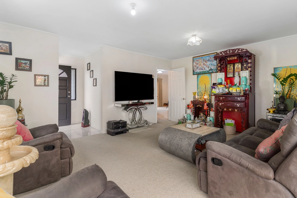Photos of 34 Saint Annes Crescent
