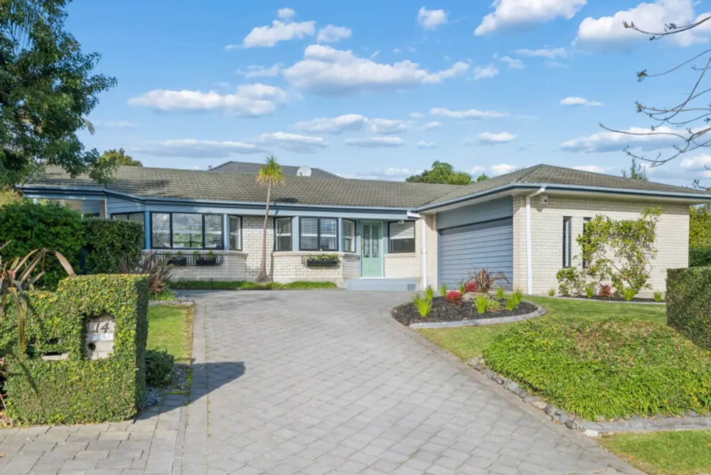 Photos of 14 Meadowland Drive