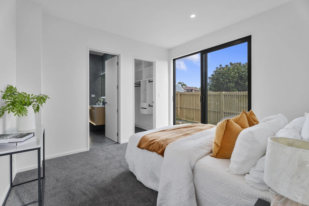 Photos of 53A Coldham Crescent