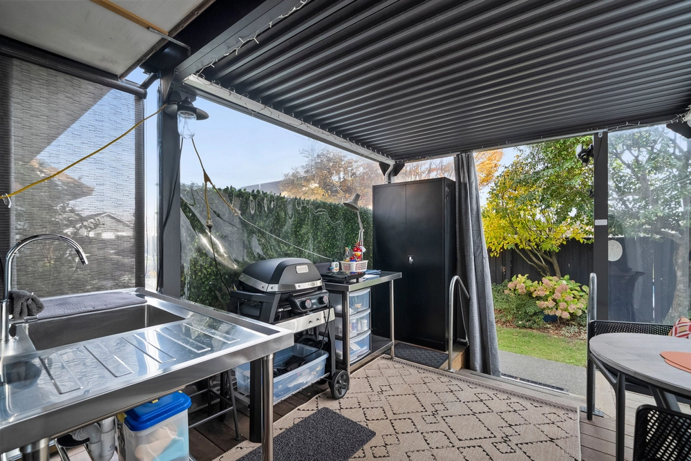 Photos of 212 Maidstone Road